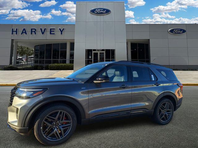 2026 Ford Explorer ST-LINE's photo