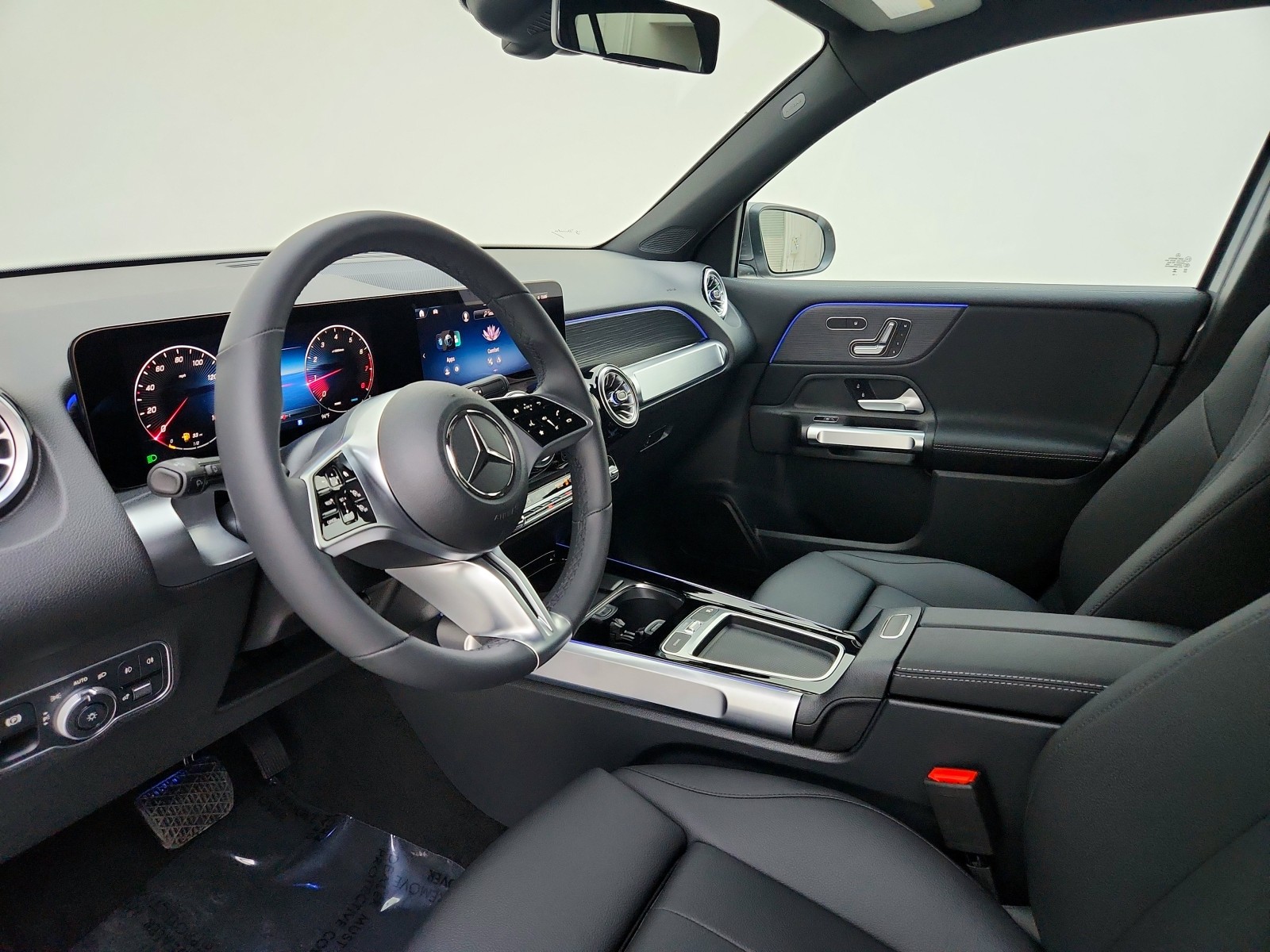 2025 Mercedes Benz GLB 250 photo 22