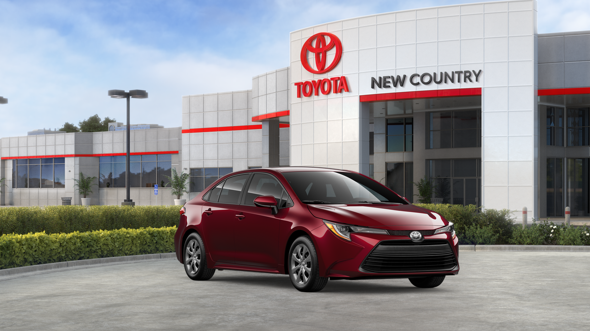 2026 Toyota Corolla LE photo 14