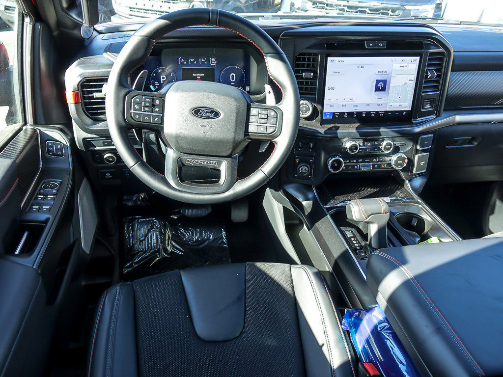 2025 FORD F-150 - Image 15