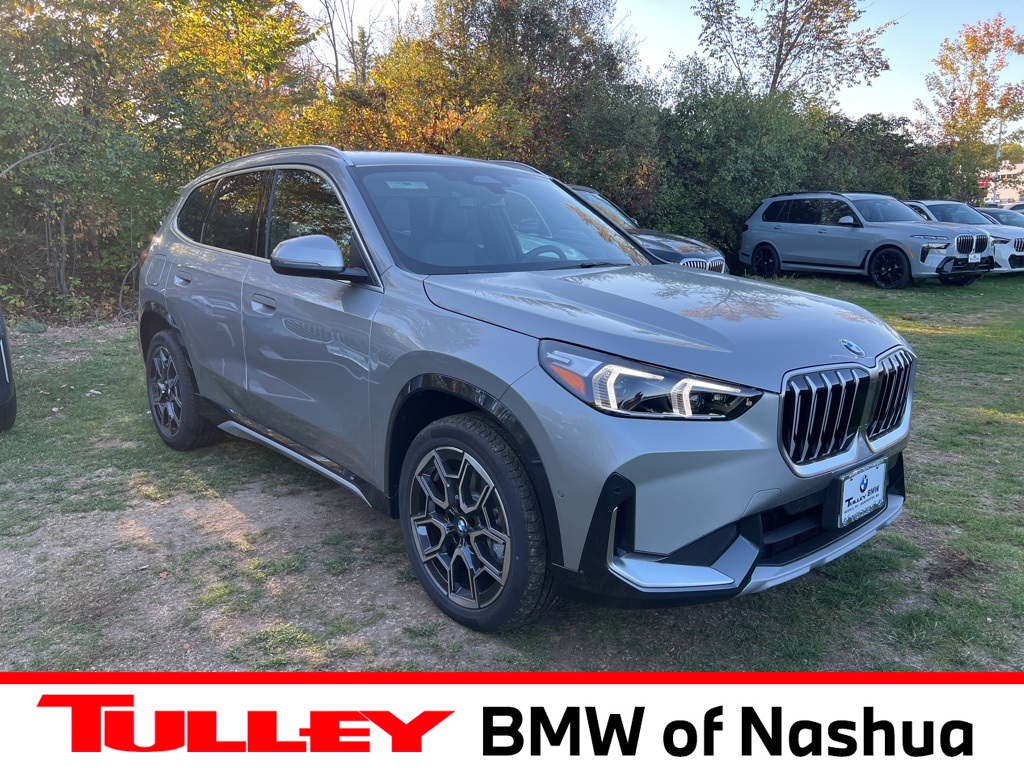 2026 BMW X1 28i's photo