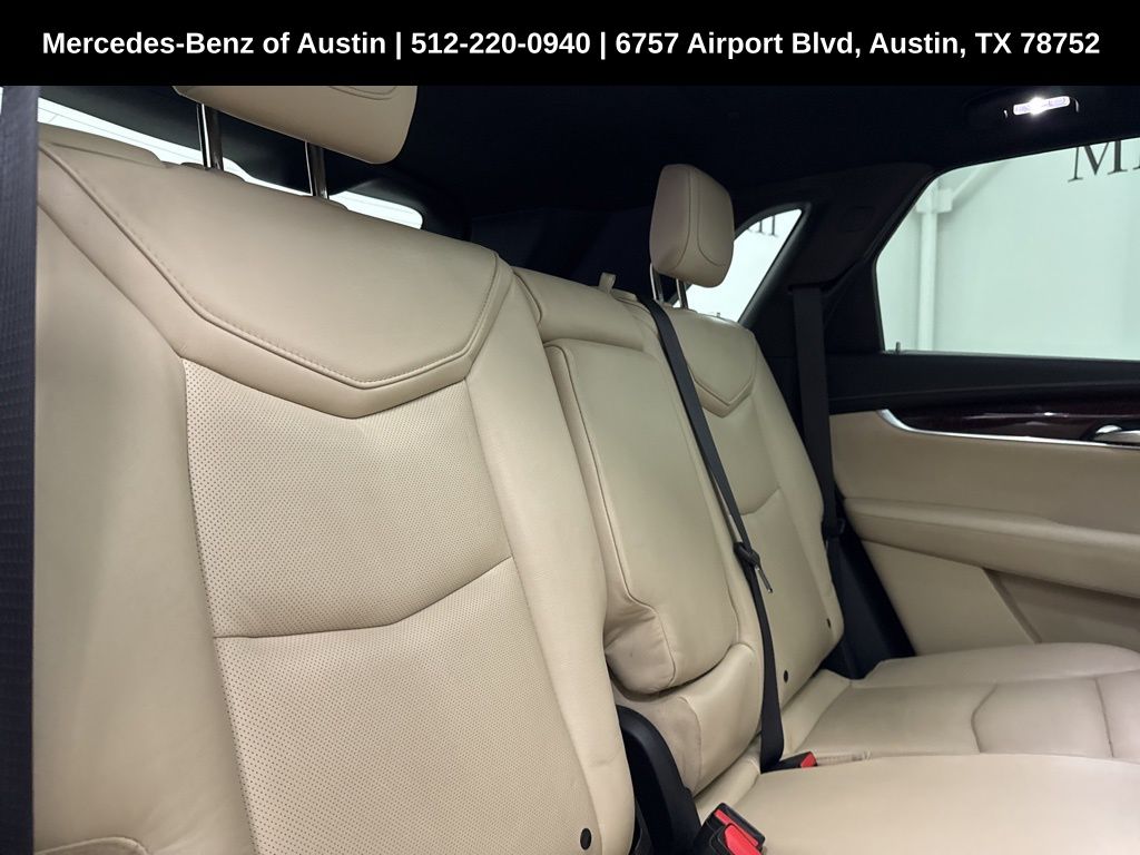 2017 Cadillac XT5 Luxury photo 18