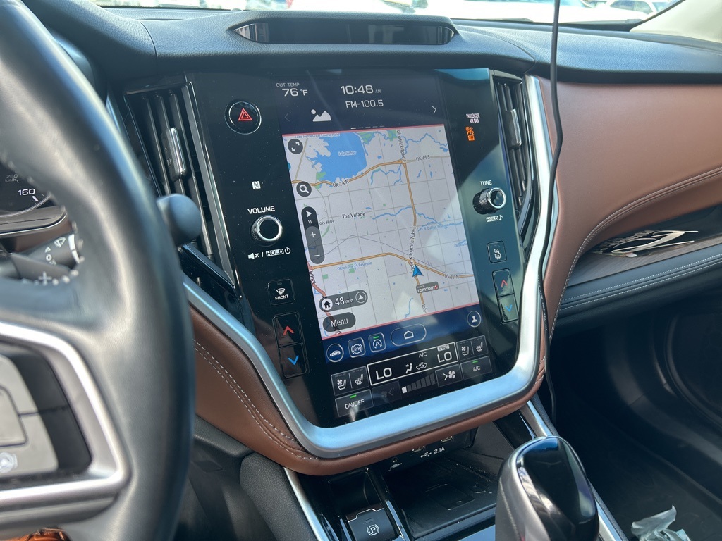2022 Subaru Outback Touring photo 3