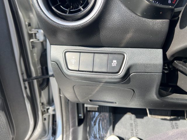 2023 Kia Forte LXS photo 14