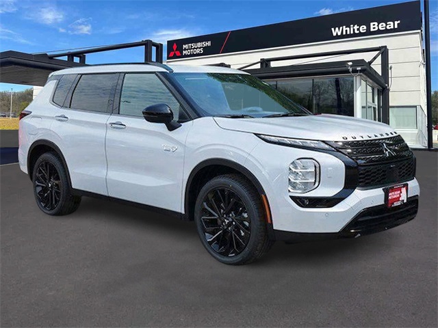 2025 Mitsubishi Outlander Plug-in Hybrid SEL Black Edition's photo