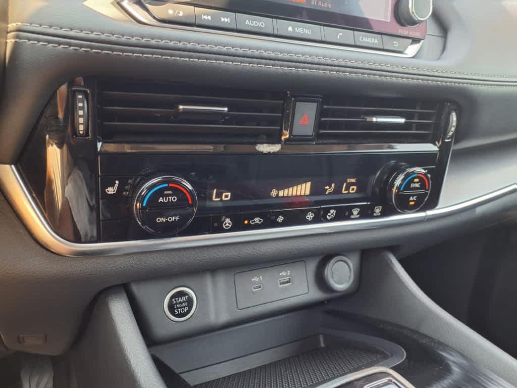 2023 Nissan Rogue SV photo 20