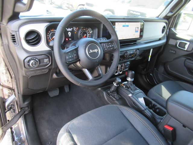 2025 Jeep Gladiator Sport S photo 15