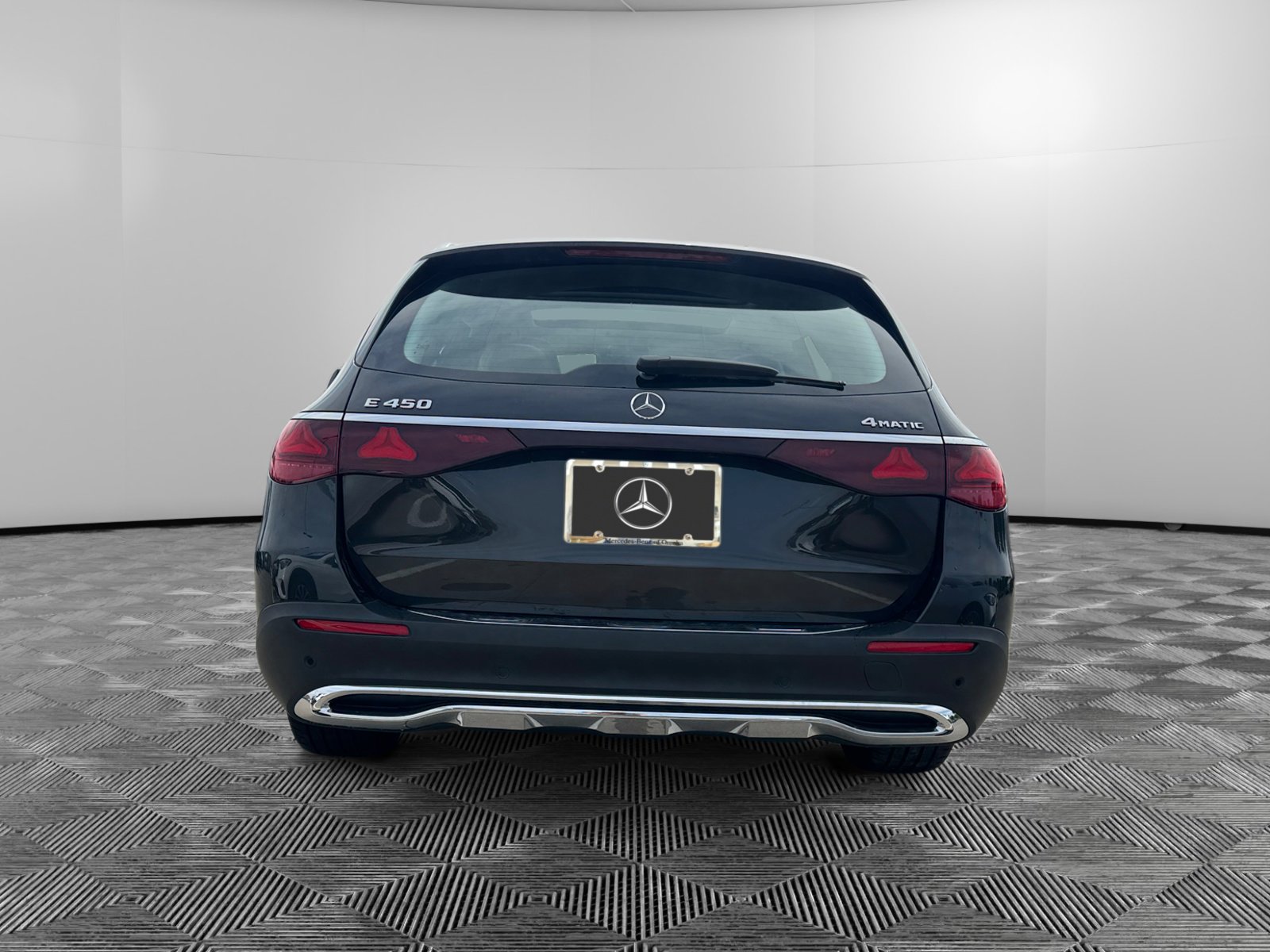 2025 Mercedes Benz E 450 4MATIC All-Terrain Wagon photo 4
