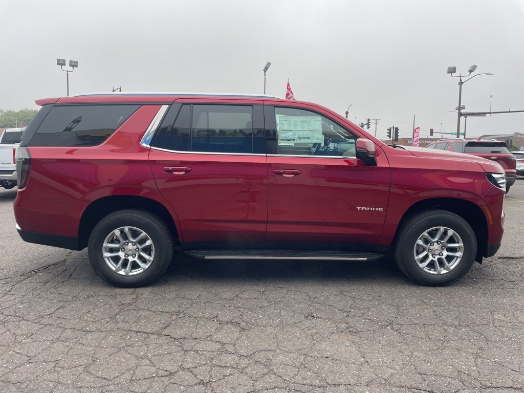 2025 Chevrolet Tahoe LT photo 4