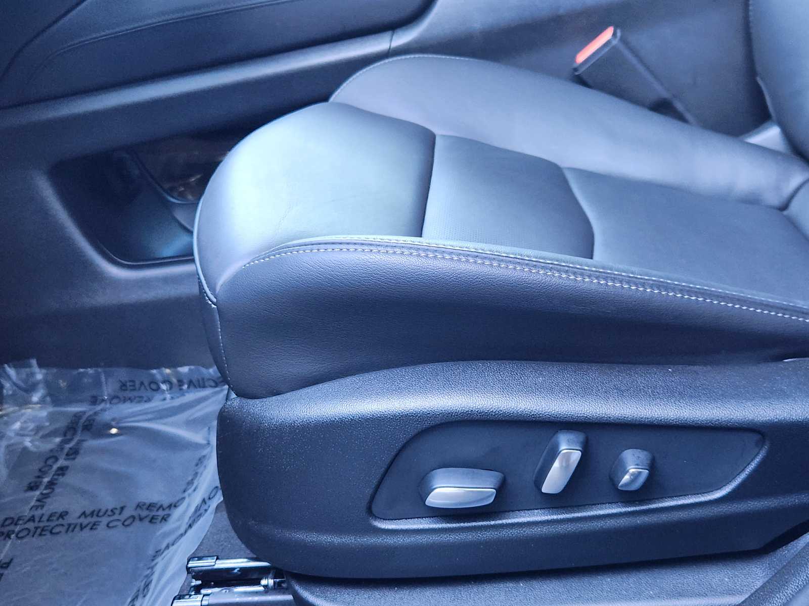 2025 Cadillac XT5 Sport photo 16