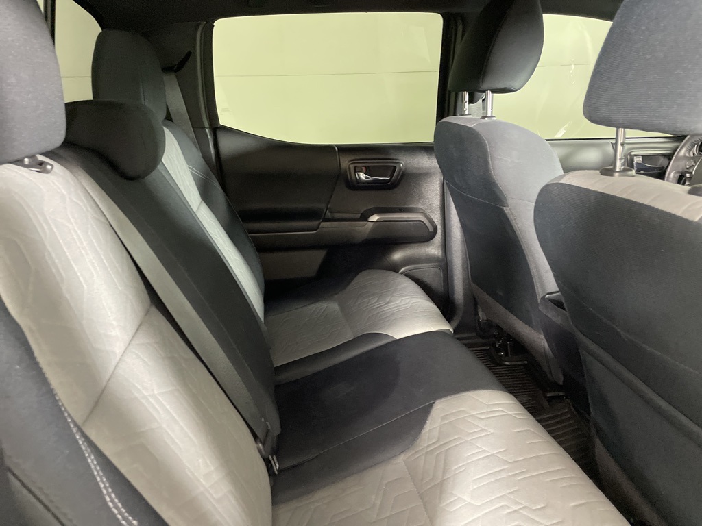 2021 Toyota Tacoma TRD Off-Road photo 15