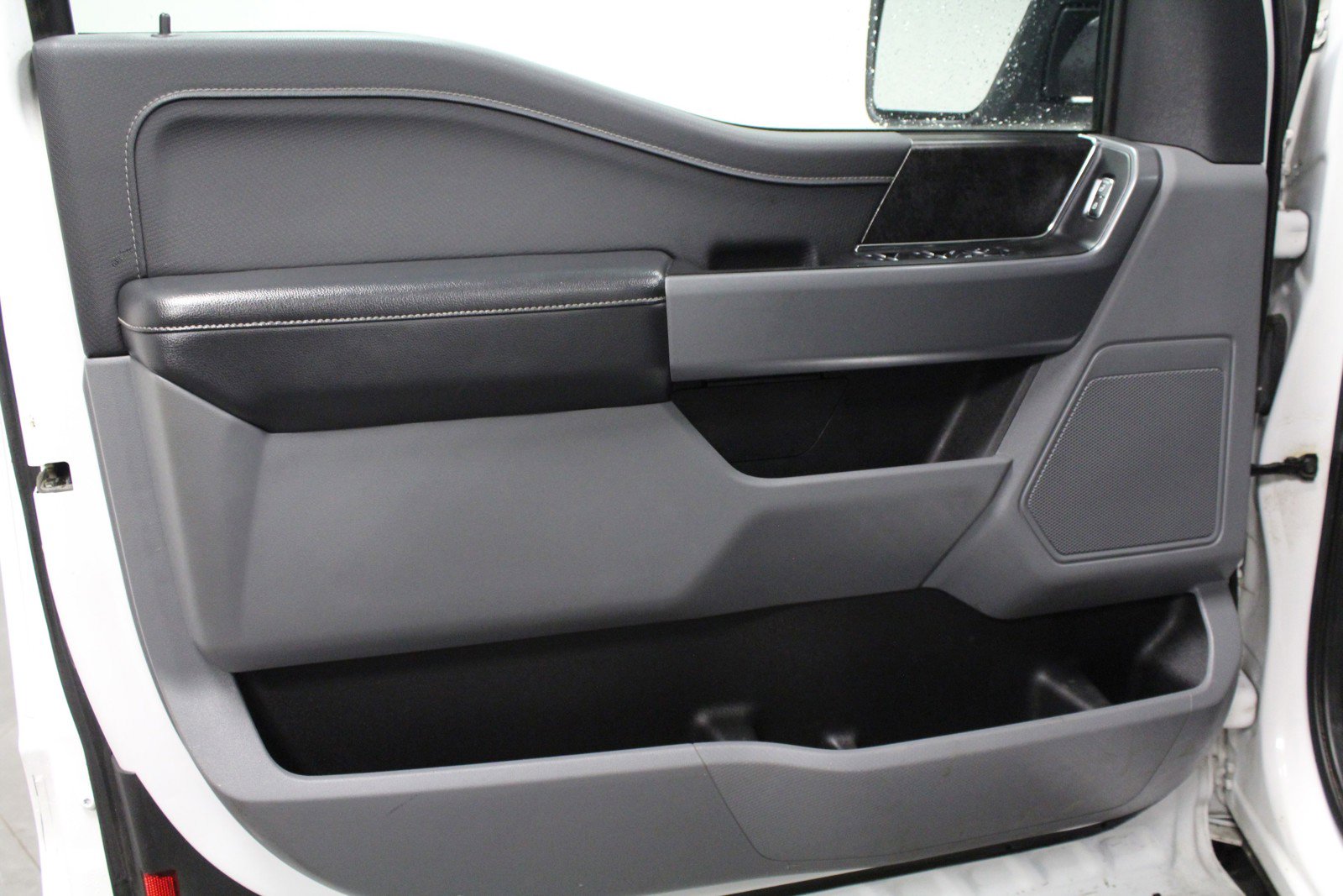 2021 Ford F-150 XLT photo 10