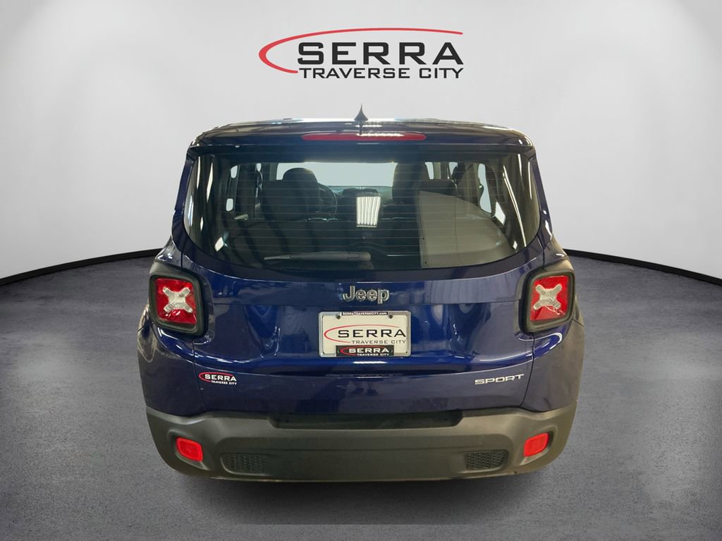 2017 Jeep Renegade Sport photo 6