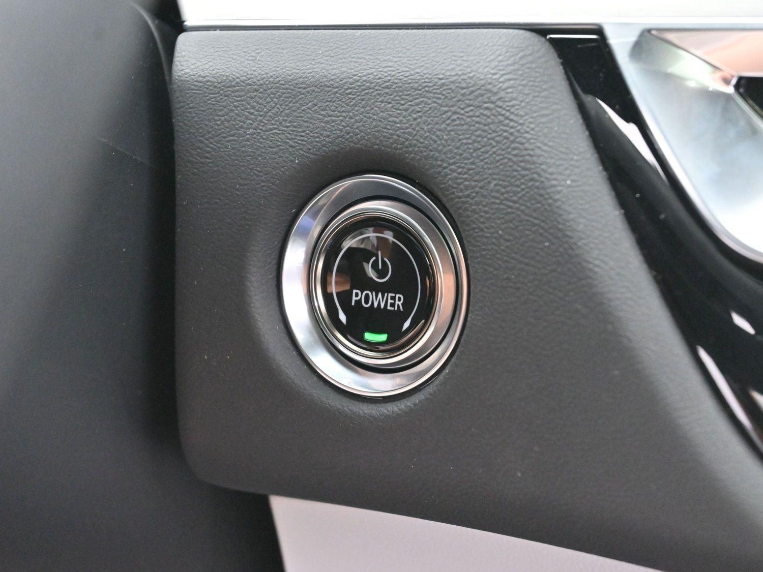 2024 Cadillac Lyriq Luxury photo 23