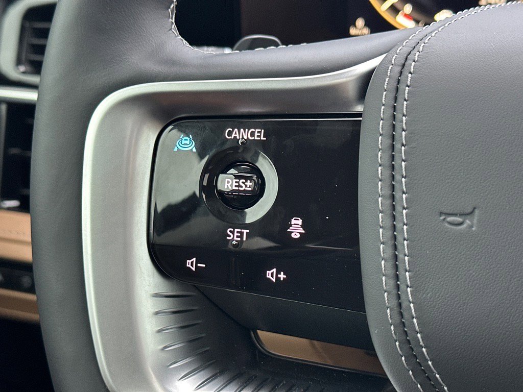 2025 Infiniti QX80 Sensory photo 25