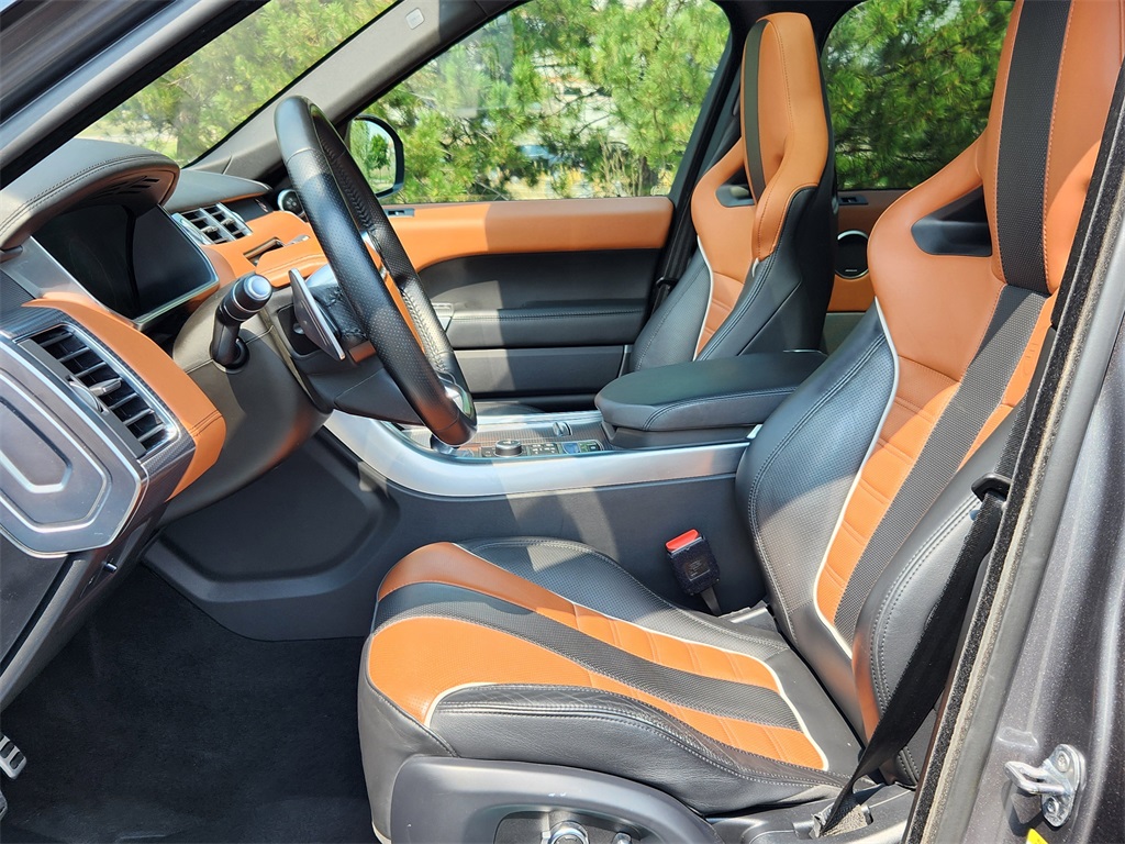 2017 Land Rover Range Rover Sport SVR photo 8
