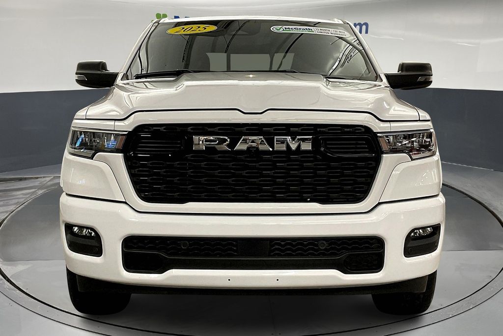 2025 Ram 1500 Big Horn Lone Star photo 3