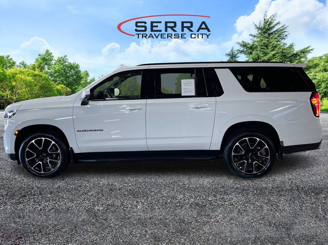 2022 Chevrolet Suburban RST photo 5