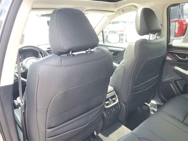 2023 Subaru Outback Limited photo 32