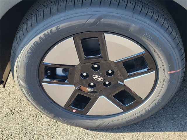 2026 Hyundai Santa Fe SEL photo 4