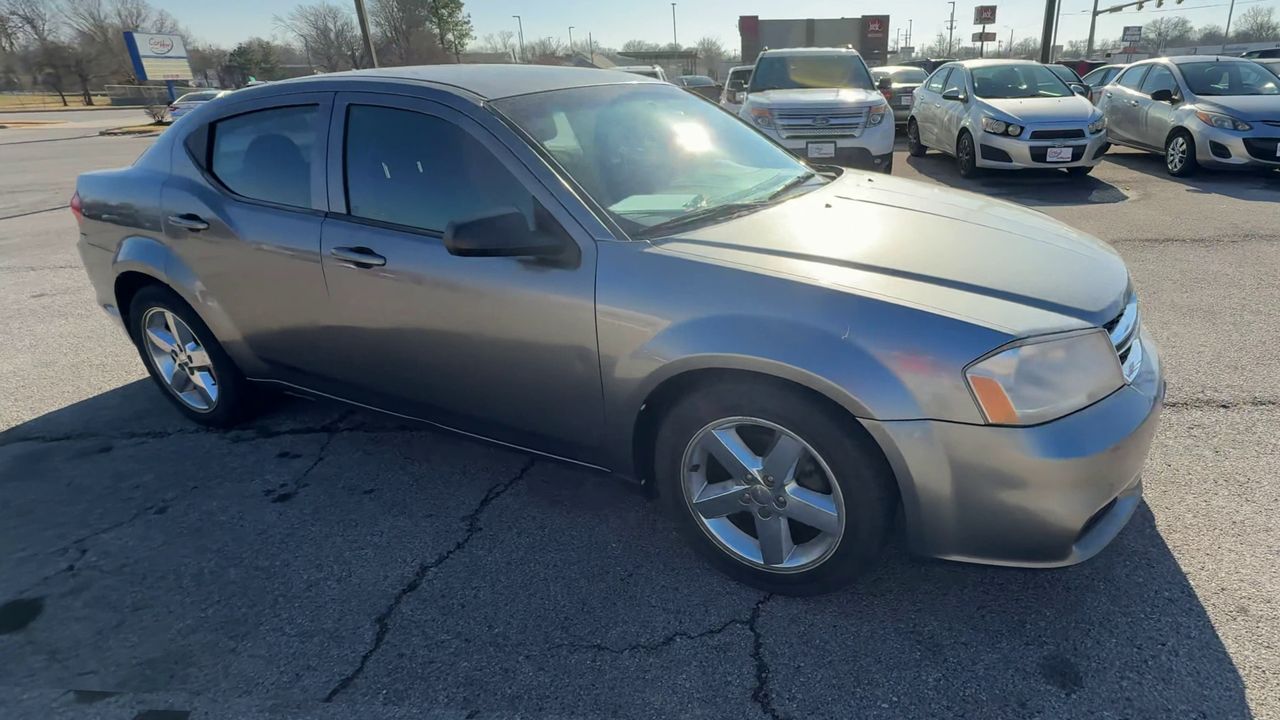 2013 Dodge Avenger SE