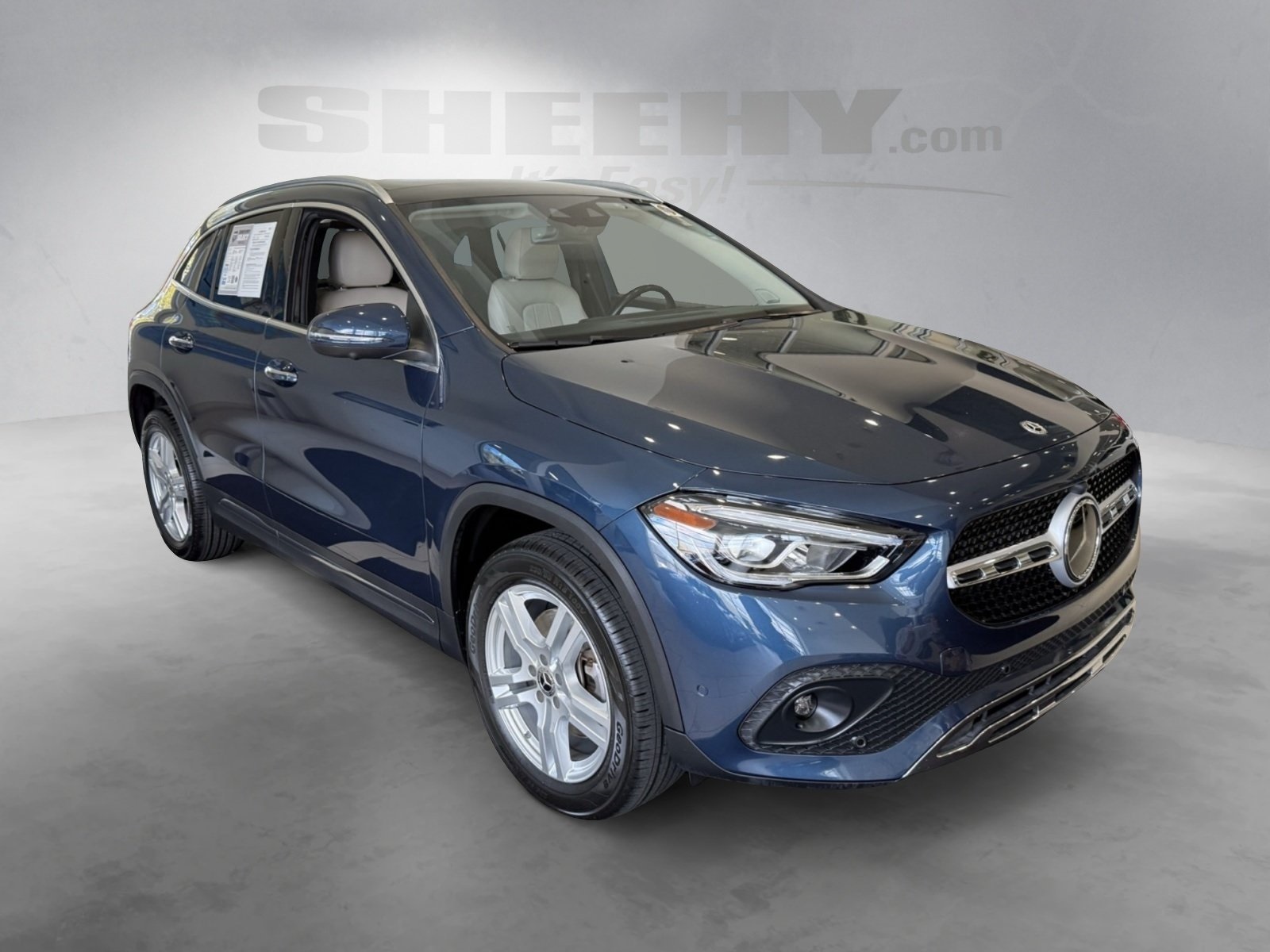 2023 Mercedes Benz GLA 250 4MATIC photo 2