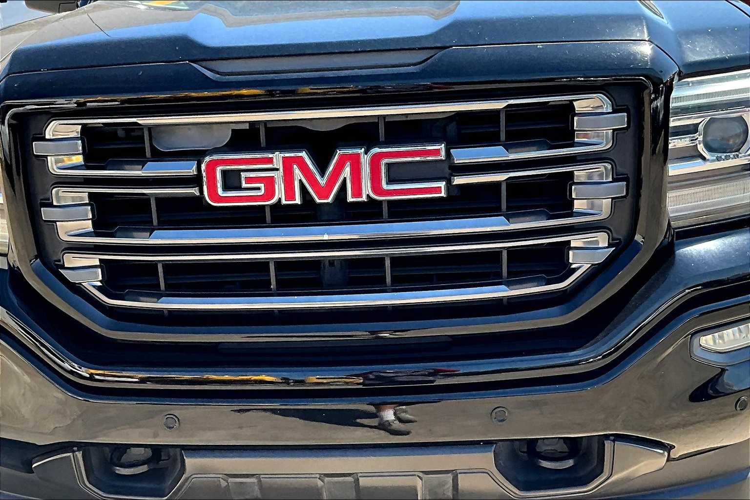2017 Gmc Sierra 1500 SLT photo 29