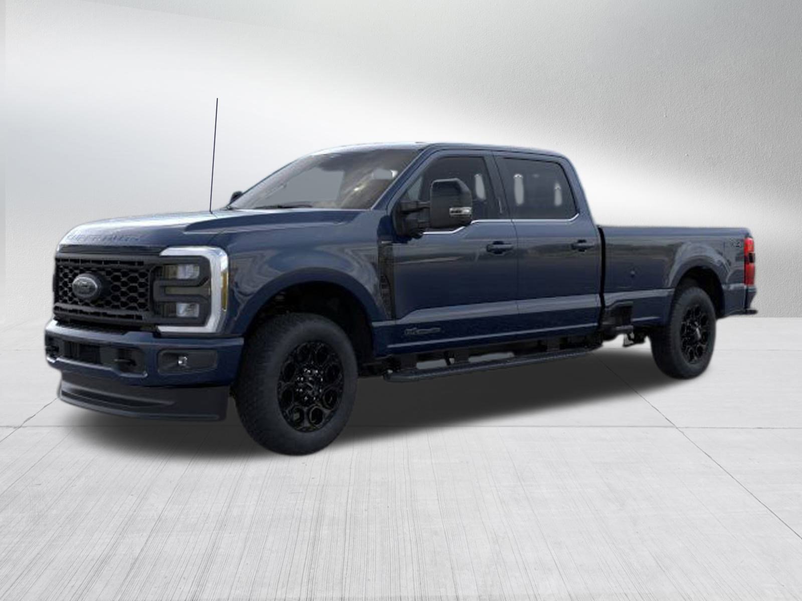 2025 Ford F-350 Lariat photo 4