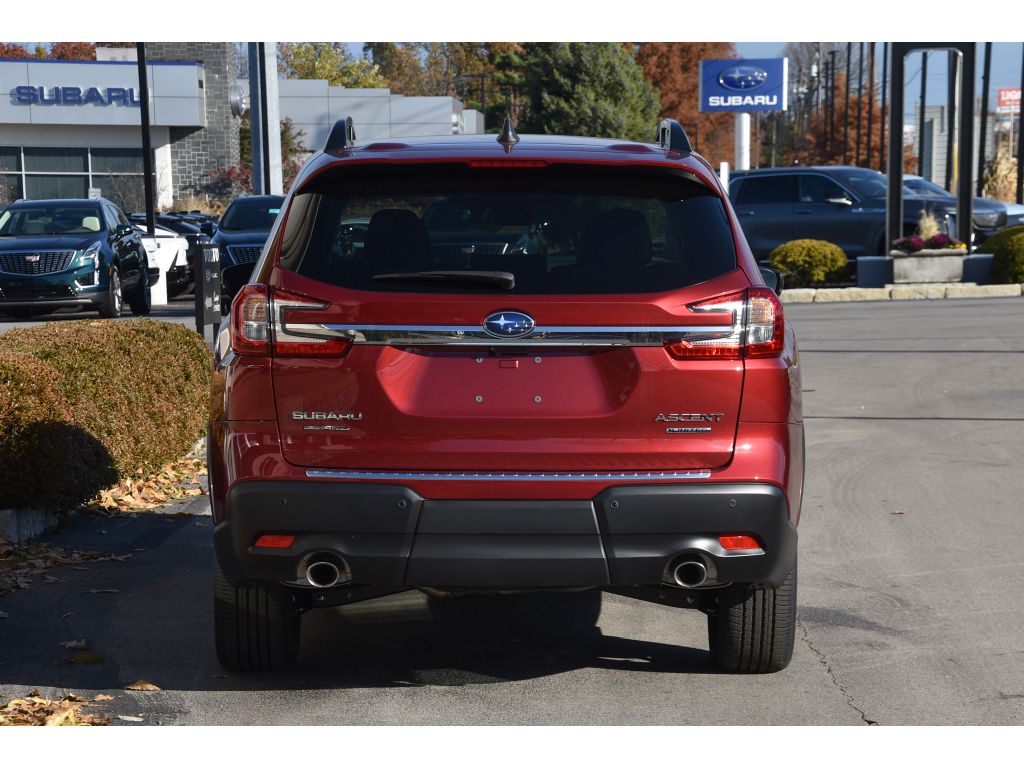 2026 Subaru Ascent Limited photo 3