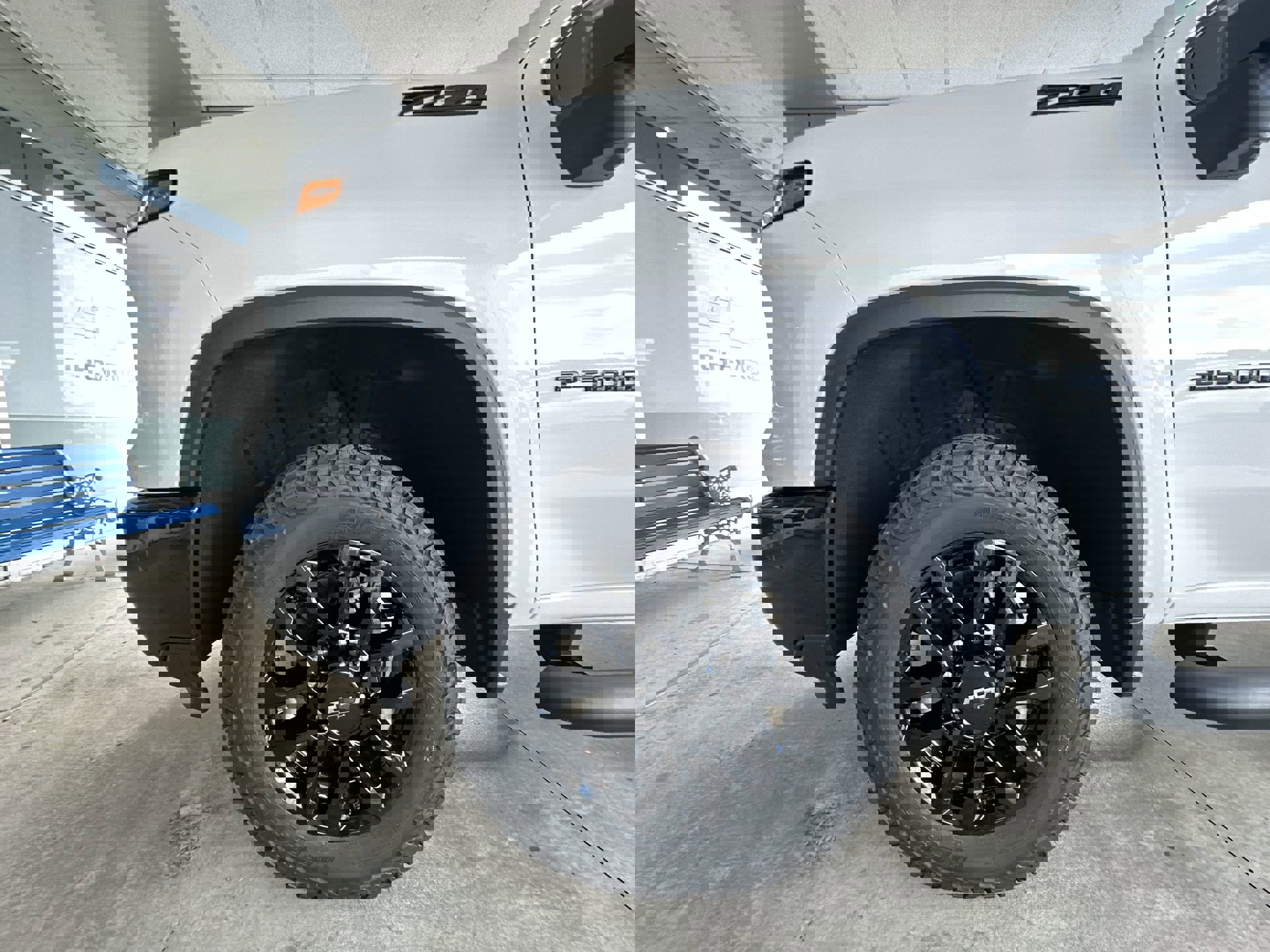 2025 Chevrolet Silverado 2500HD LT photo 30