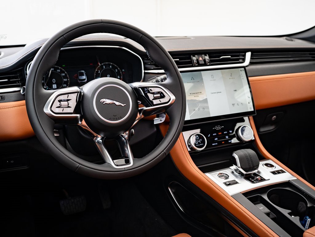 2026 Jaguar F-PACE P250 R-Dynamic S photo 4