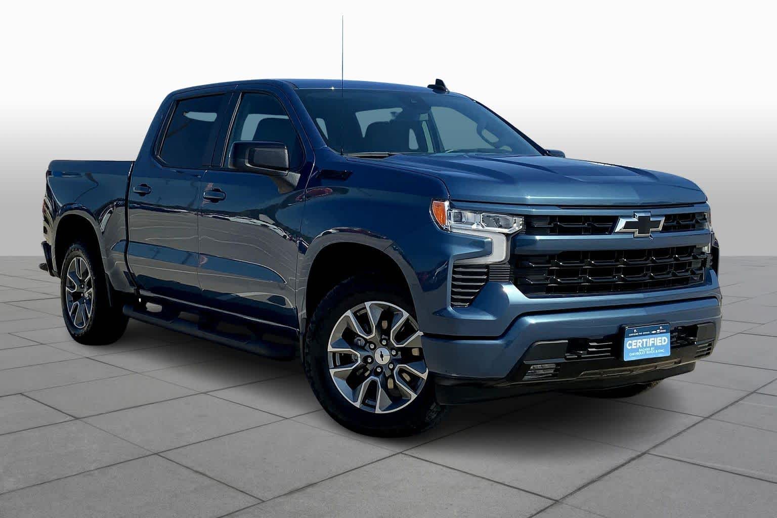 2024 Chevrolet Silverado 1500 RST photo 2