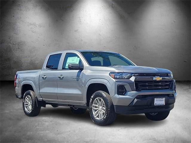 2026 Chevrolet Colorado LT photo 3