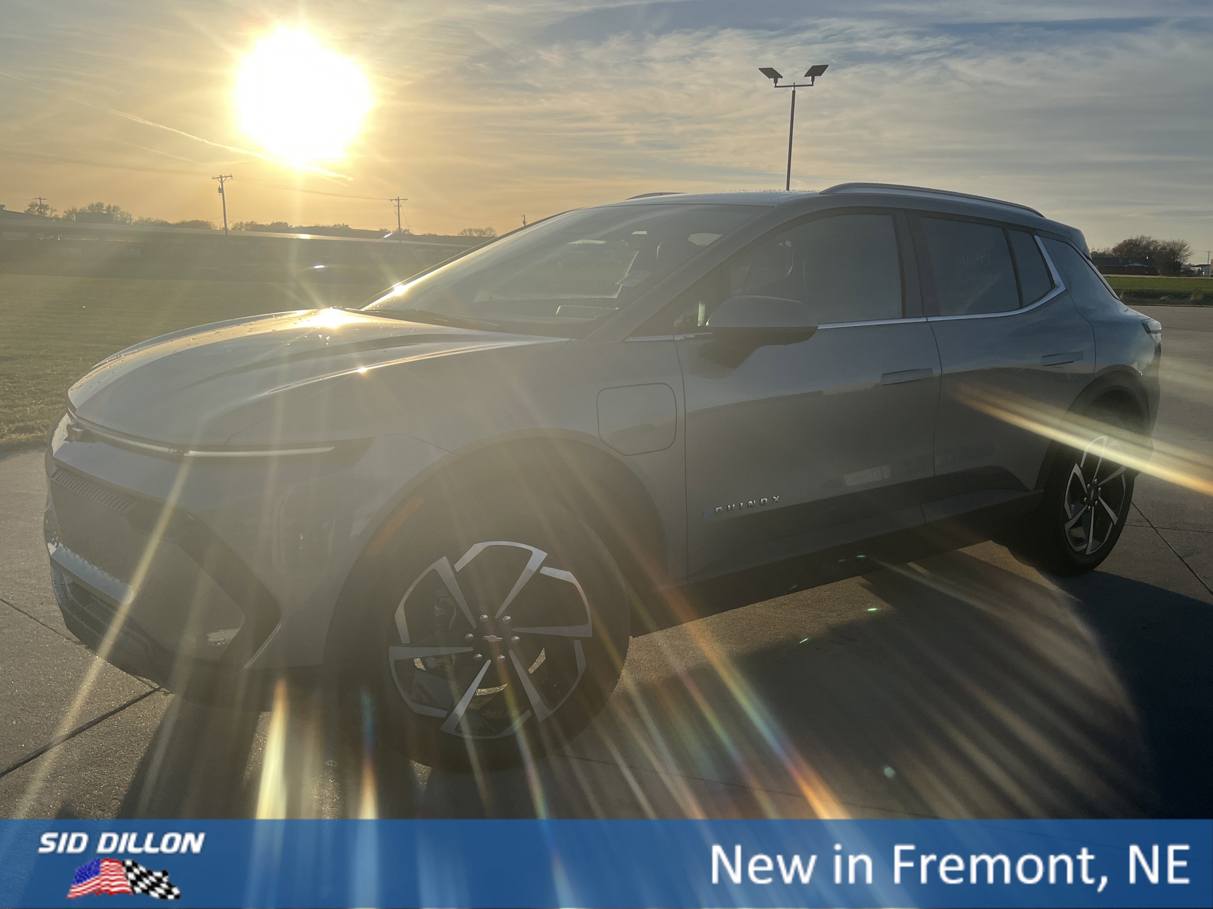 2026 Chevrolet Equinox EV 2LT's photo
