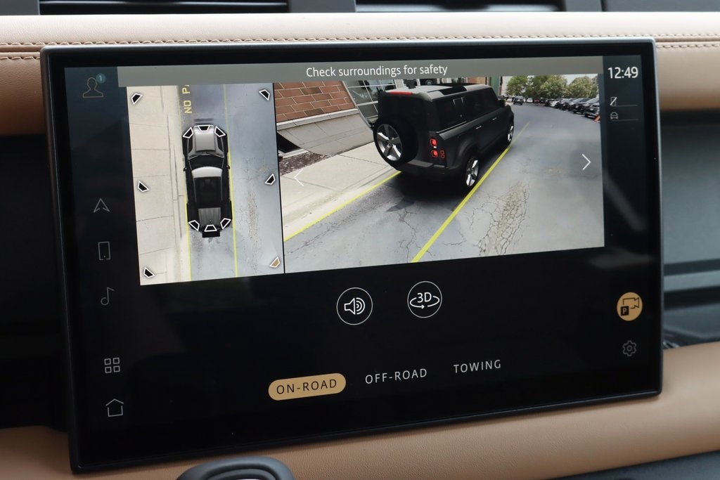 2025 Land Rover Defender 110 X-Dynamic SE photo 25