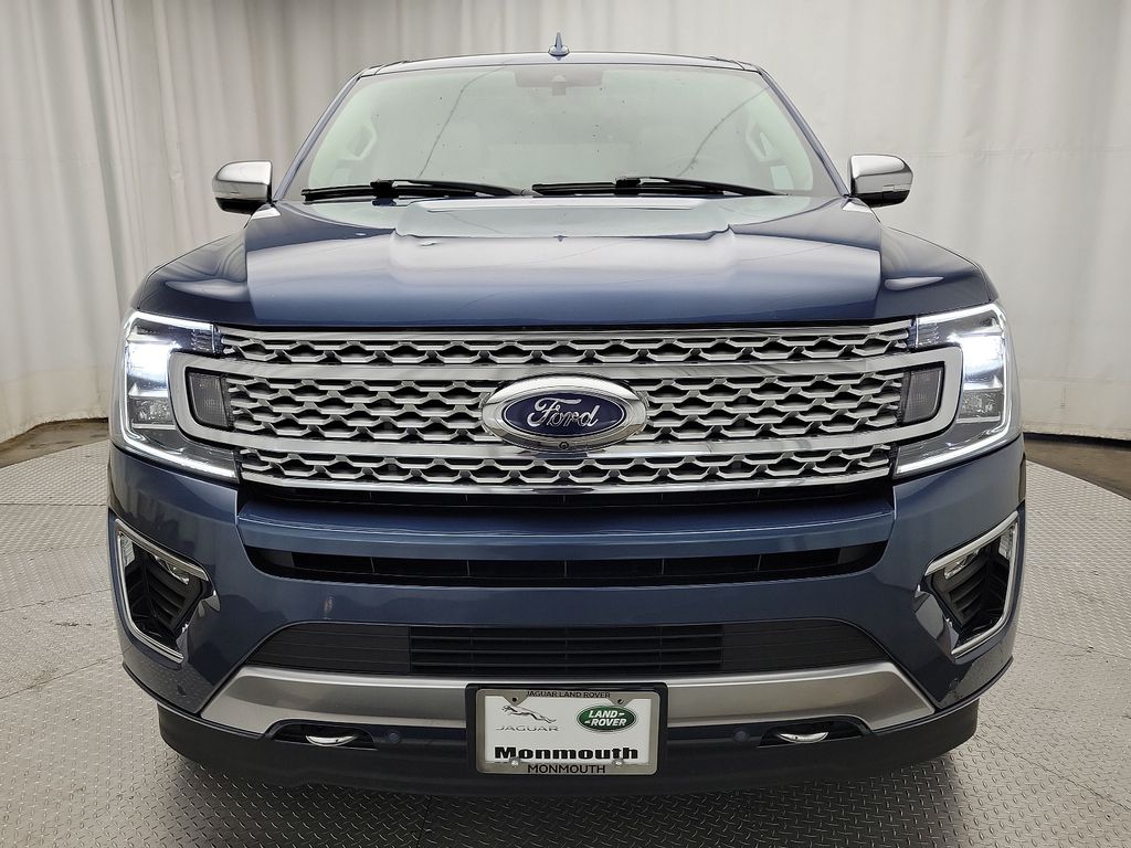2019 Ford Expedition MAX Platinum photo 2