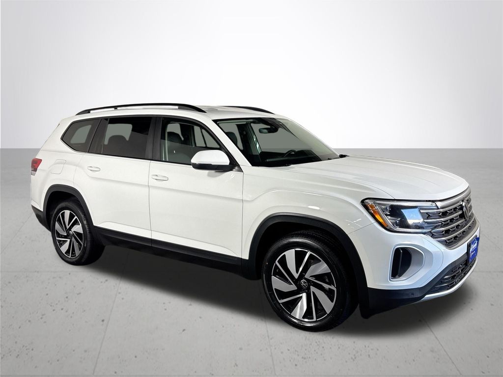 2024 Volkswagen Atlas SE Technology photo 3