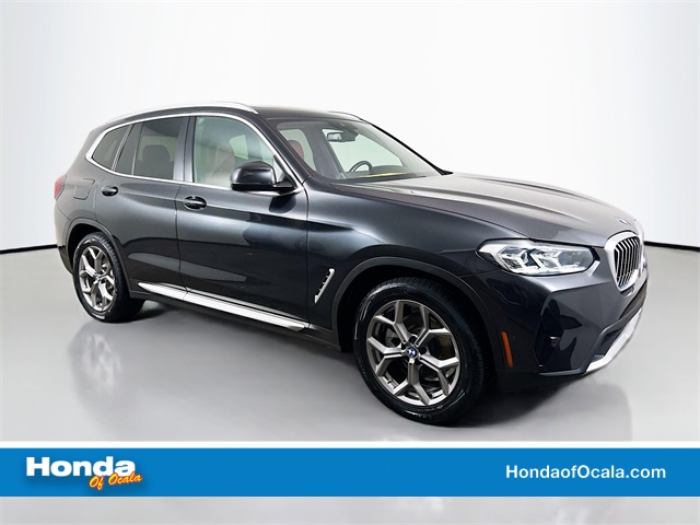 2023 BMW X3 30i's photo