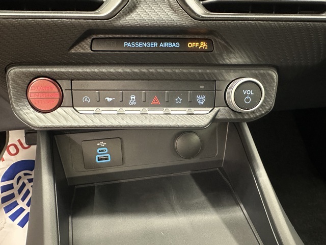 2025 Ford Mustang EcoBoost photo 17