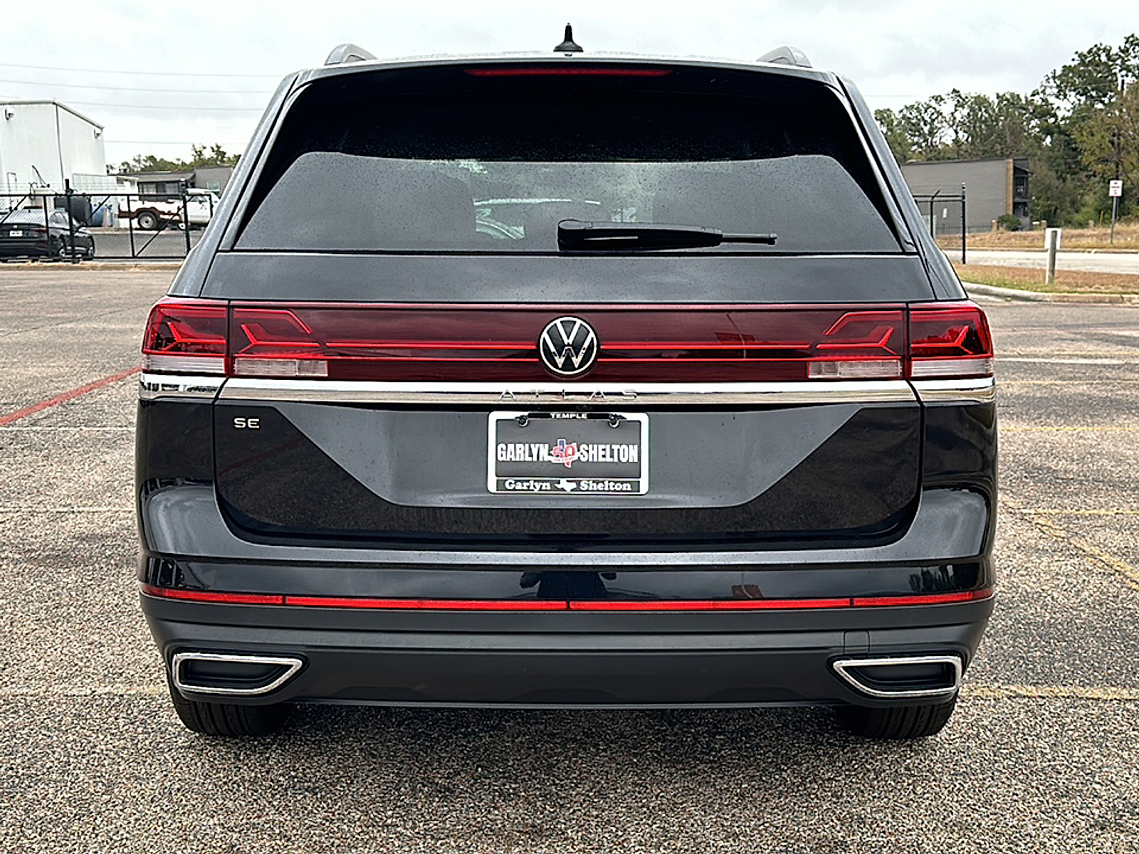 New 2025 Deep Black Pearl Volkswagen 2.0T SE image 7