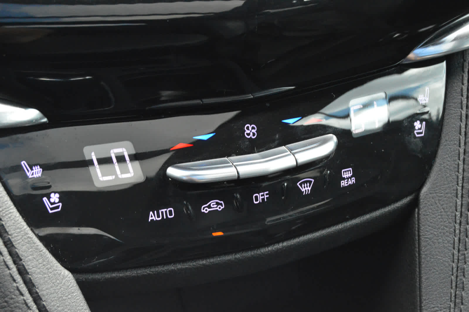 2023 Cadillac XT6 Sport photo 15