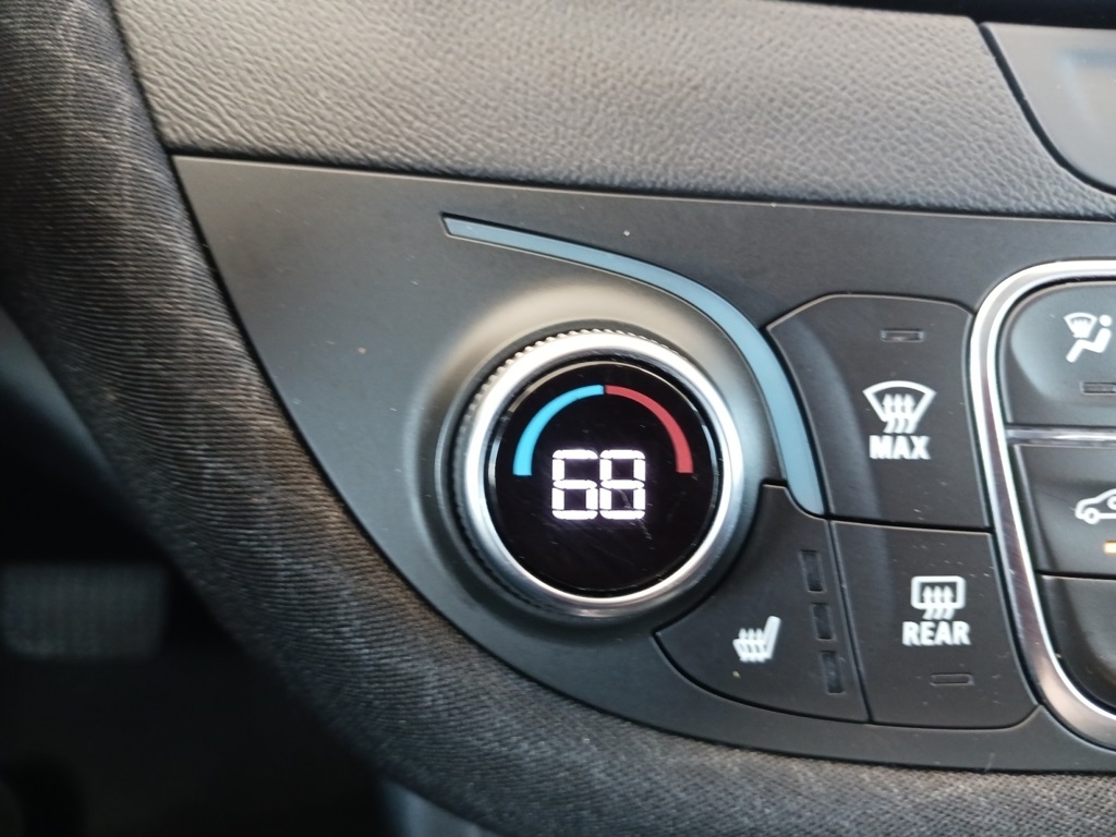 2024 Chevrolet Malibu 1LT photo 21
