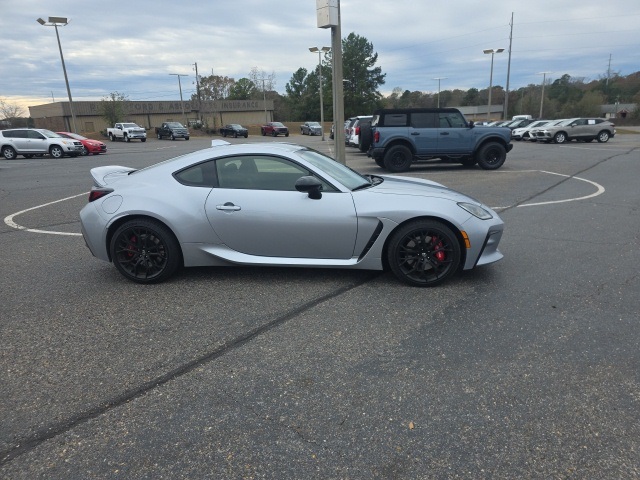 2025 Toyota GR86 Premium photo 2