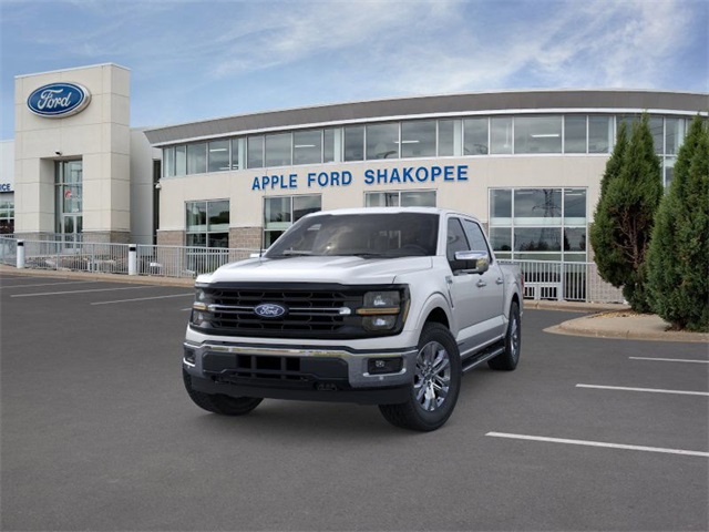 2025 Ford F-150 XLT photo 2
