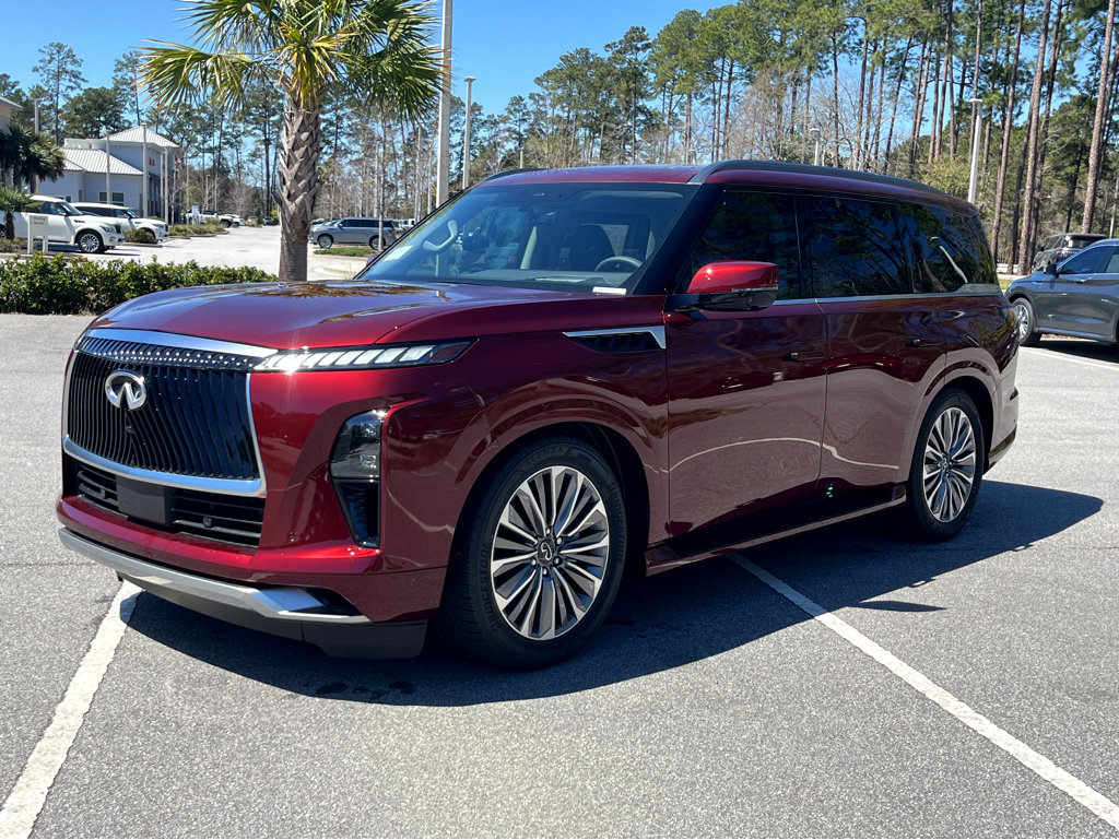 2025 Infiniti QX80 Luxe photo 3