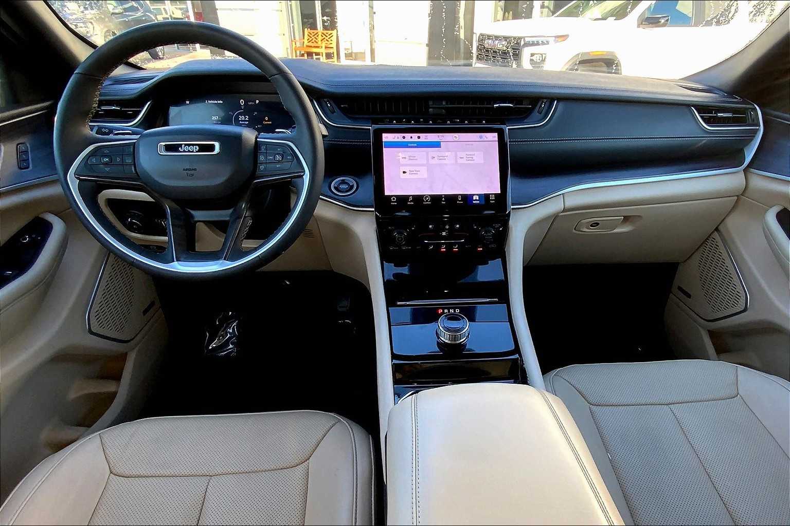 2023 Jeep Grand Cherokee Limited photo 13