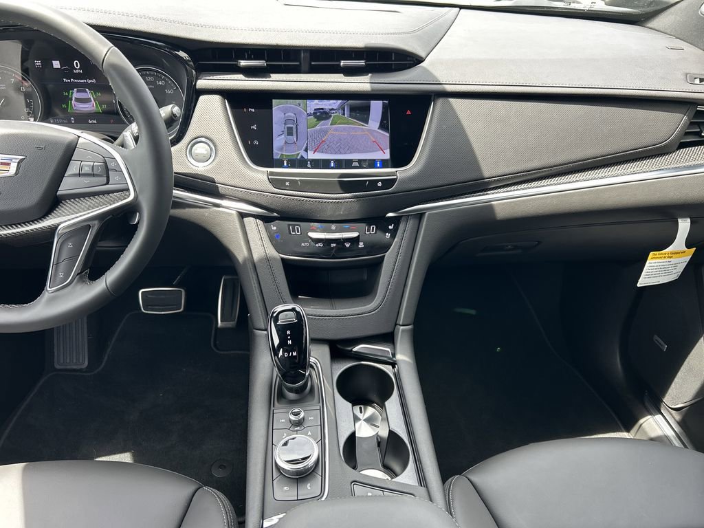 2025 Cadillac XT5 Sport photo 15