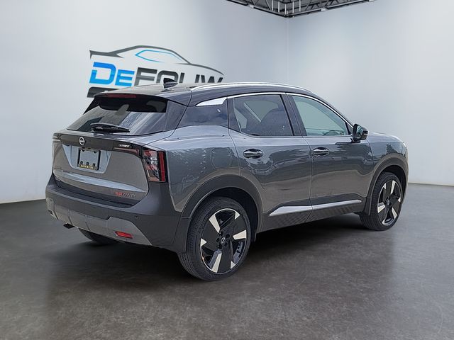 2025 Nissan Kicks SR photo 2
