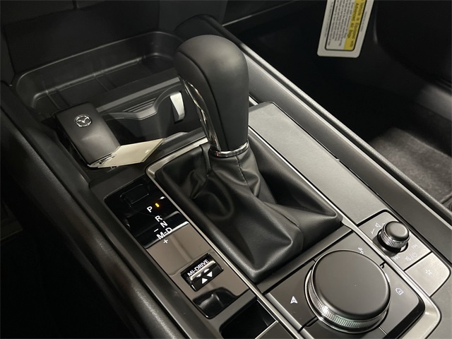 2025 Mazda CX-50 2.5 S Preferred photo 24