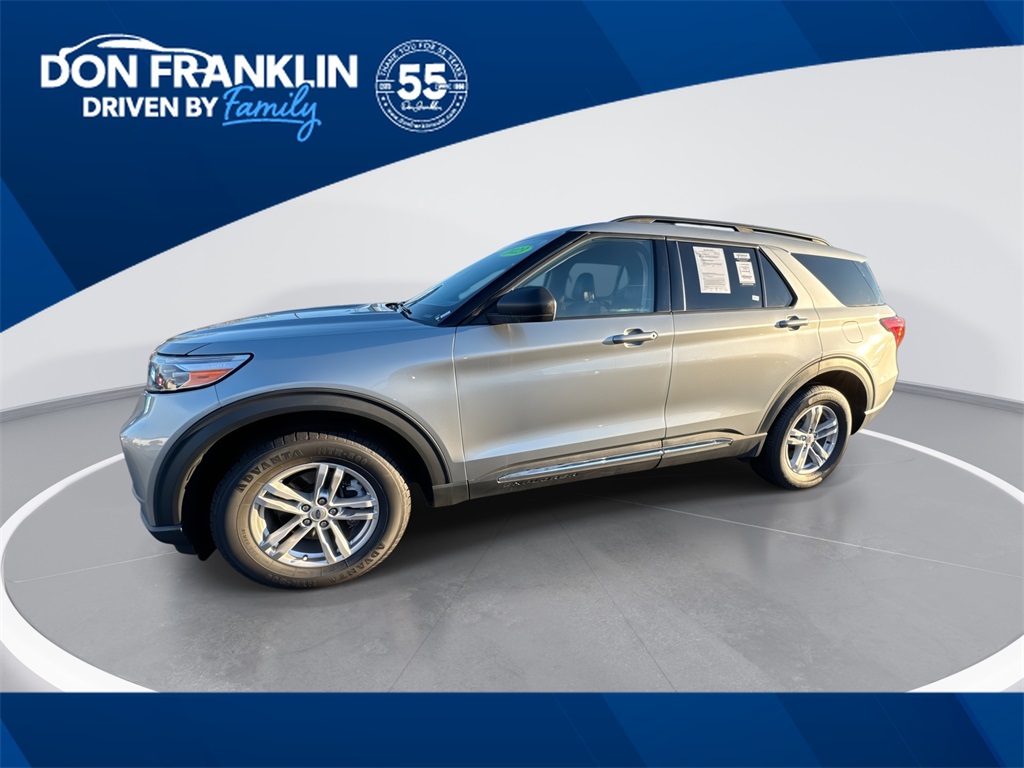 2023 Ford Explorer XLT's photo